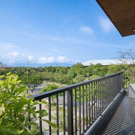 The Sense Apartment - Modern, Near My An Beach Дананг Екстериор снимка