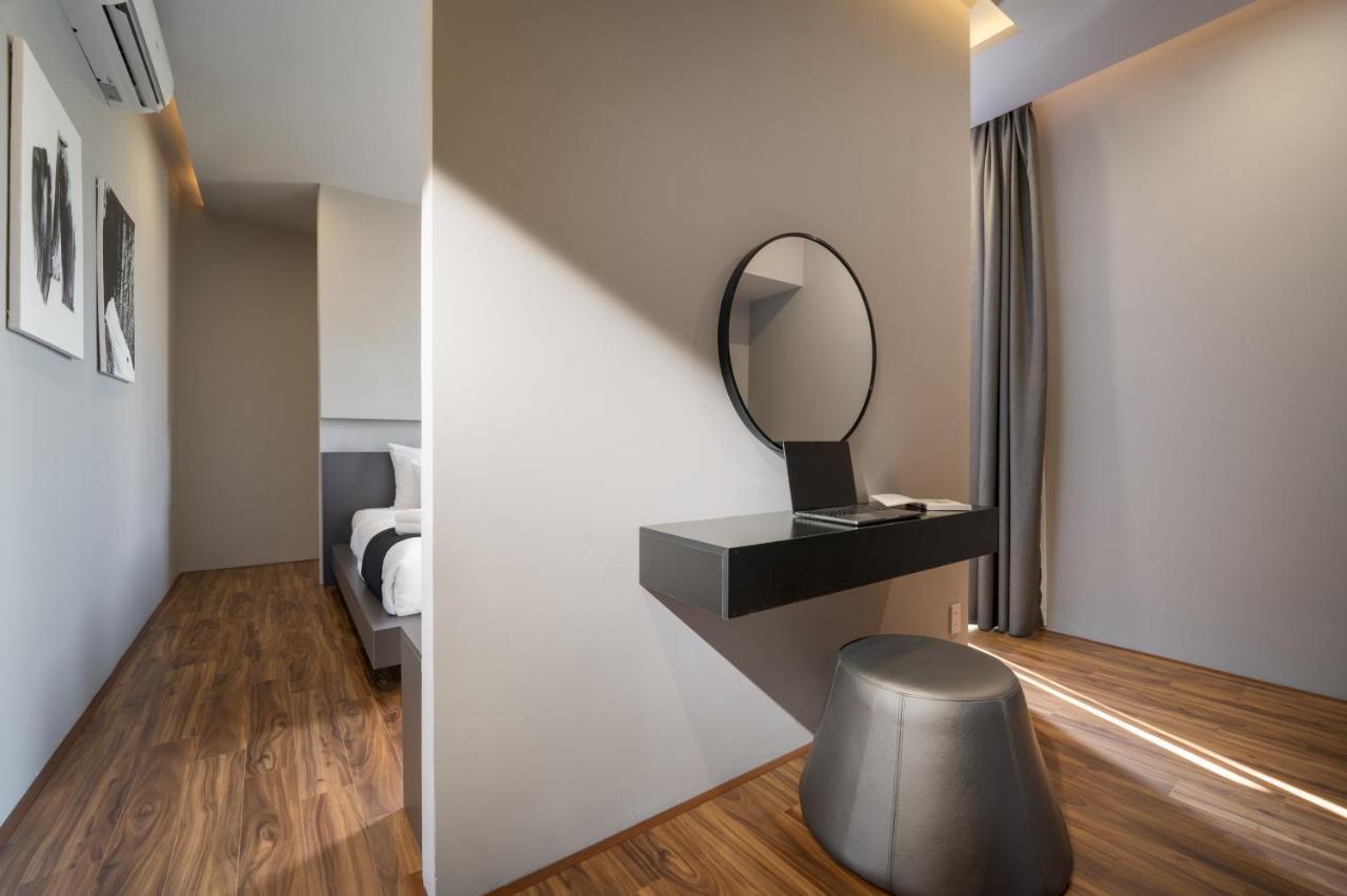 The Sense Apartment - Modern, Near My An Beach Дананг Екстериор снимка