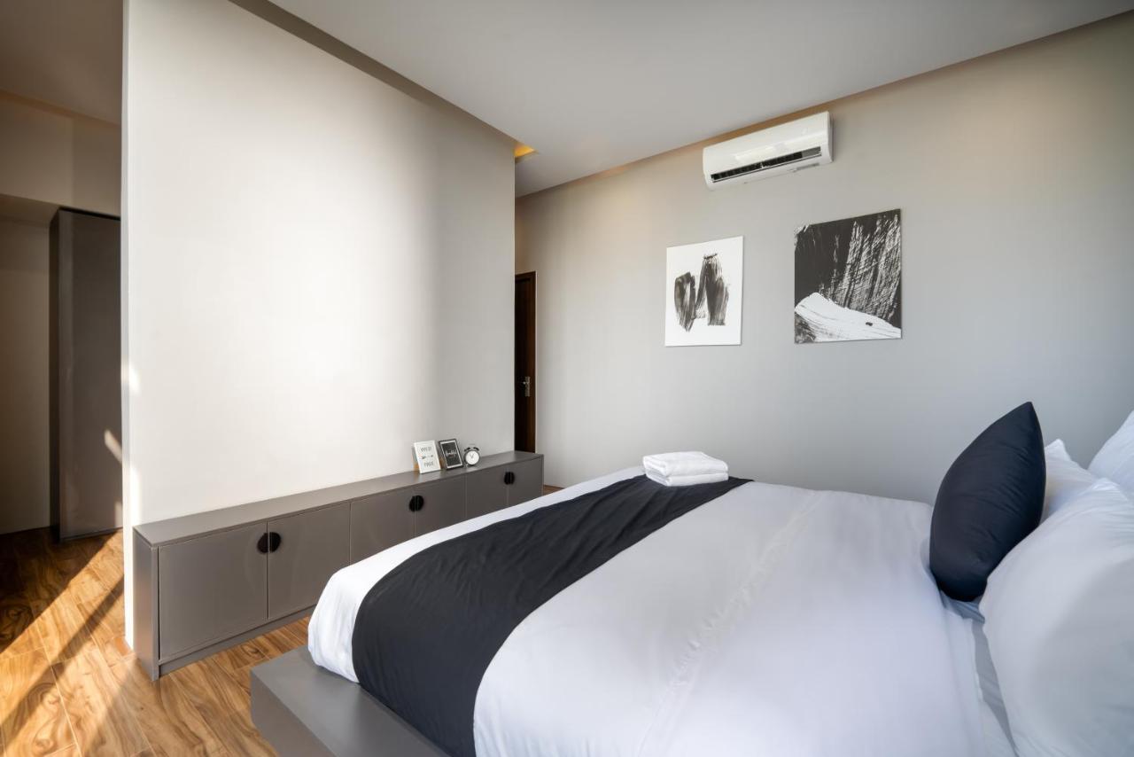 The Sense Apartment - Modern, Near My An Beach Дананг Екстериор снимка