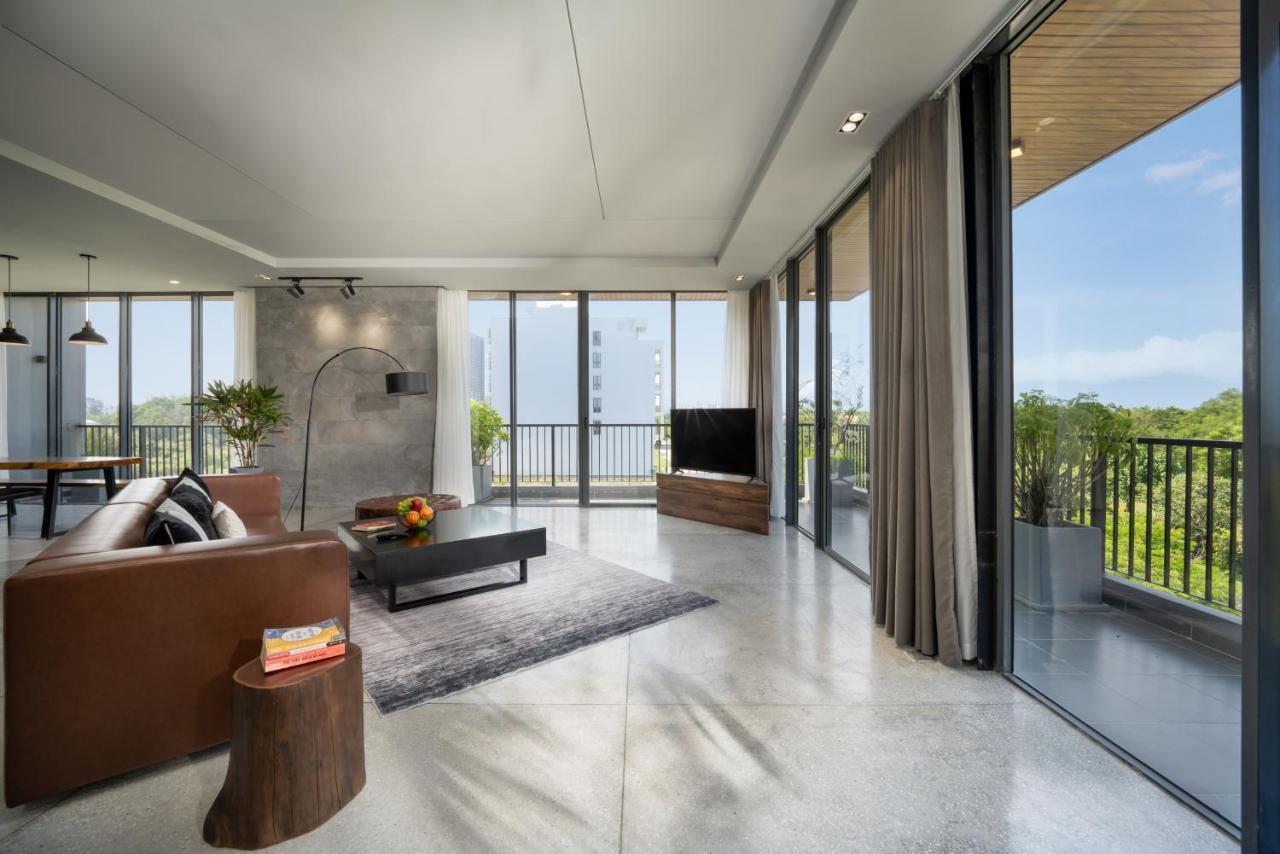 The Sense Apartment - Modern, Near My An Beach Дананг Екстериор снимка