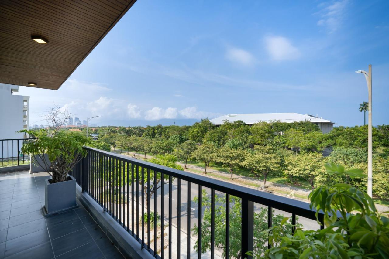 The Sense Apartment - Modern, Near My An Beach Дананг Екстериор снимка